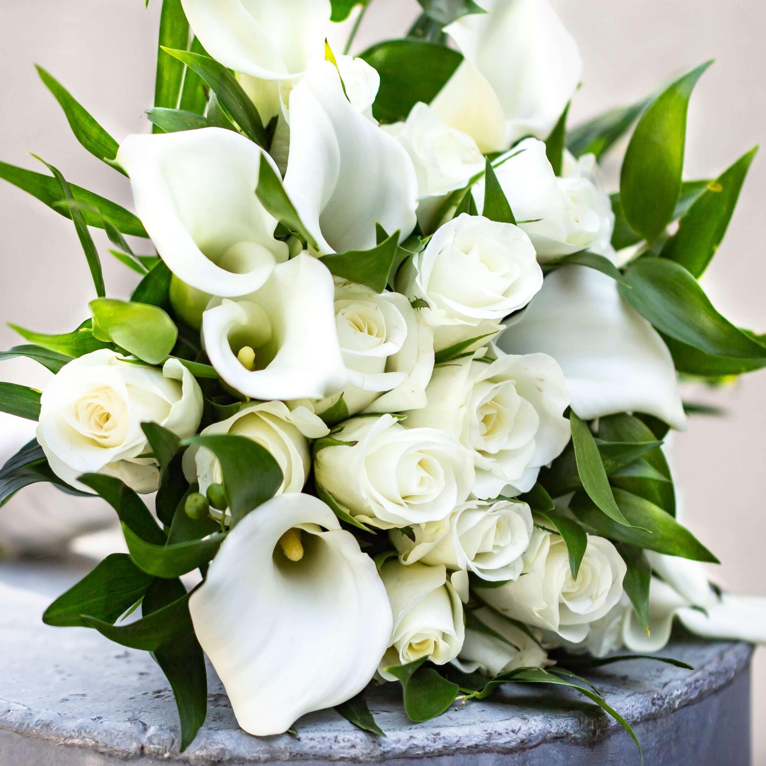 Bouquet de mariée : 12 idées par thème - France Fleurs Le Blog